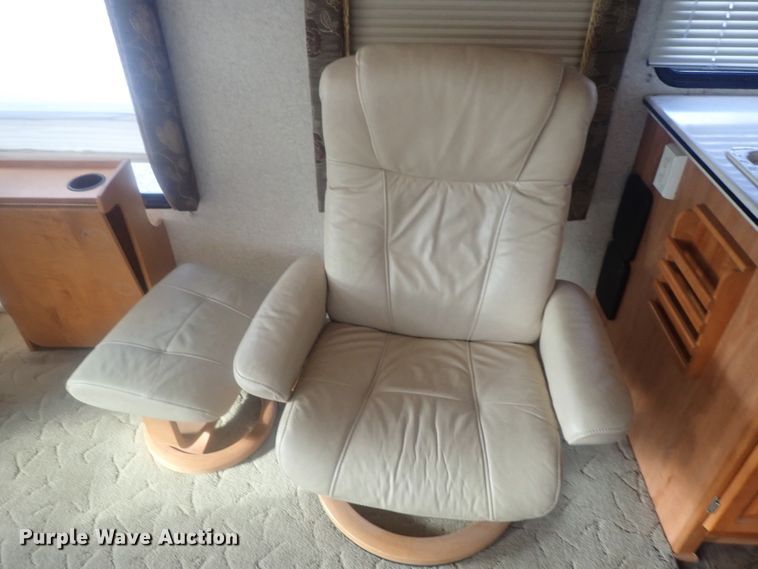 image for item DI7392 2006 Gulfstream Tourmaster MPVT40  RV