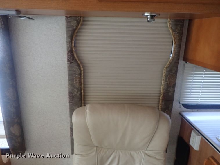 image for item DI7392 2006 Gulfstream Tourmaster MPVT40  RV