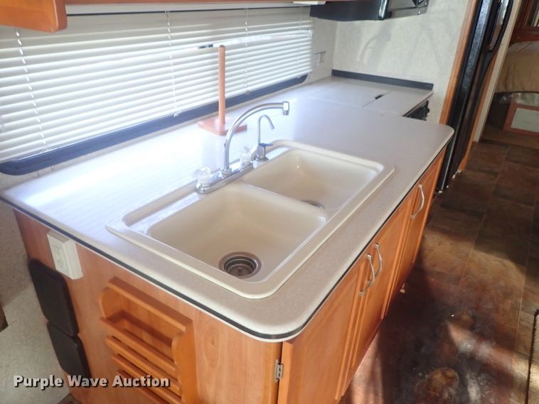 image for item DI7392 2006 Gulfstream Tourmaster MPVT40  RV