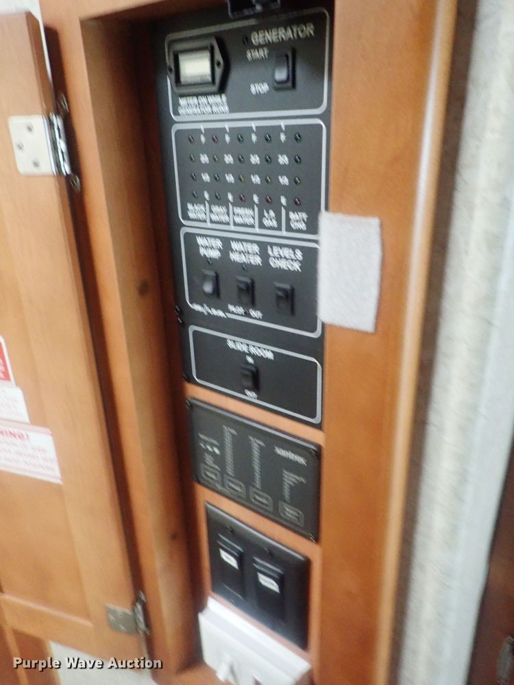 image for item DI7392 2006 Gulfstream Tourmaster MPVT40  RV