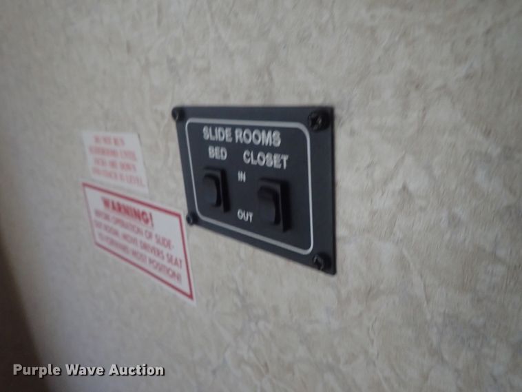 image for item DI7392 2006 Gulfstream Tourmaster MPVT40  RV