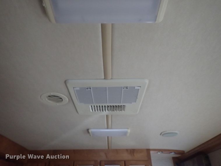 image for item DI7392 2006 Gulfstream Tourmaster MPVT40  RV