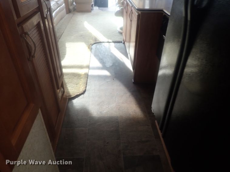 image for item DI7392 2006 Gulfstream Tourmaster MPVT40  RV