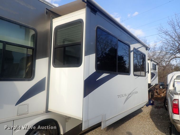 image for item DI7392 2006 Gulfstream Tourmaster MPVT40  RV