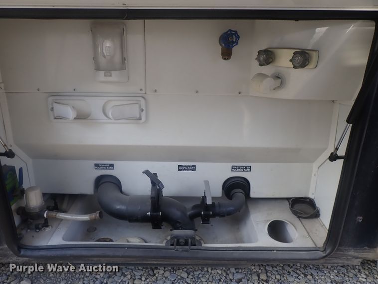 image for item DI7392 2006 Gulfstream Tourmaster MPVT40  RV