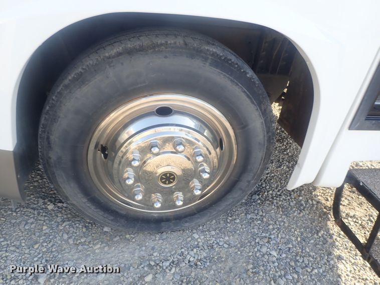 image for item DI7392 2006 Gulfstream Tourmaster MPVT40  RV