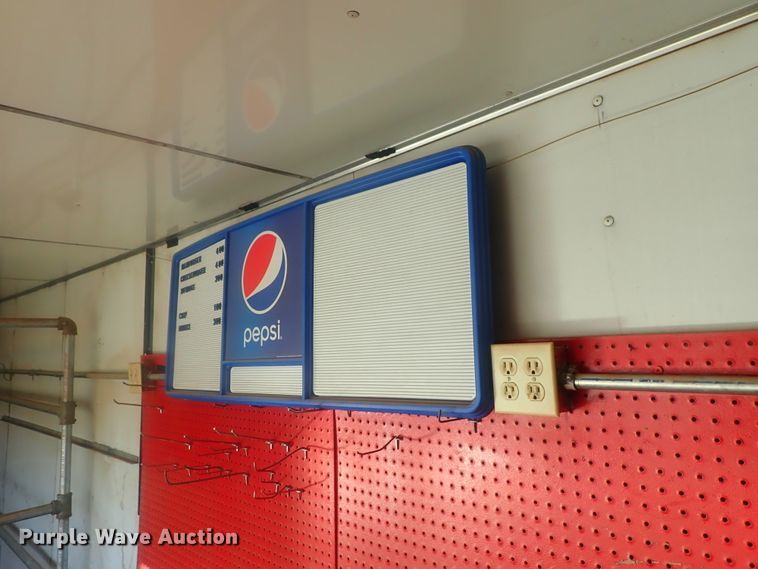 image for item DI7403 1993 Elite concession trailer