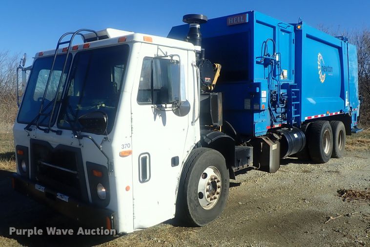 image for item DI7412 2008 Mack LEU613  refuse truck