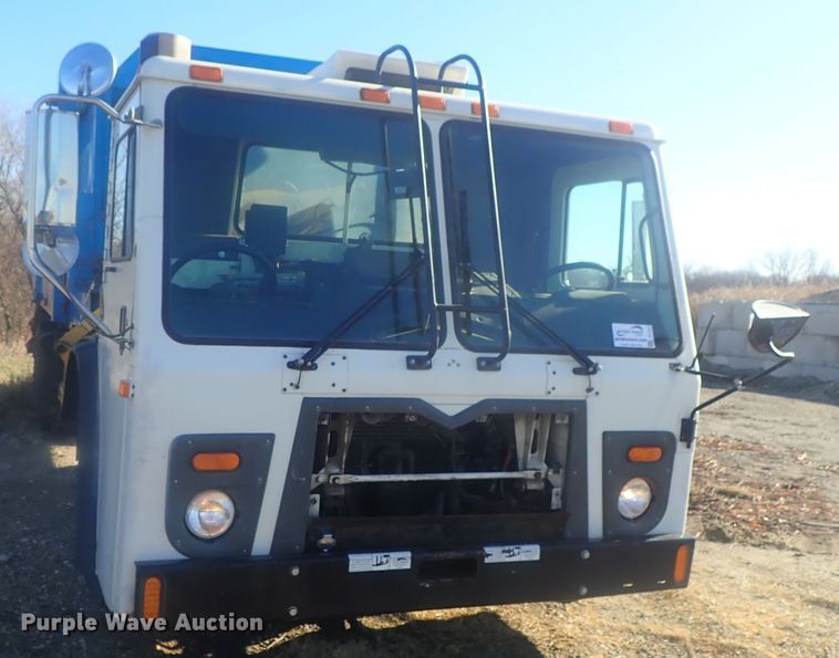 image for item DI7412 2008 Mack LEU613  refuse truck