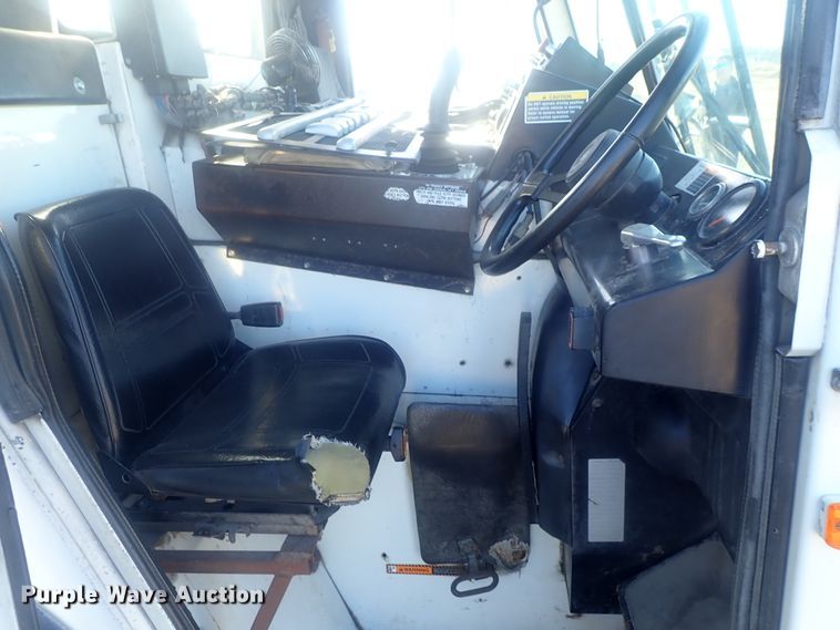 image for item DI7412 2008 Mack LEU613  refuse truck