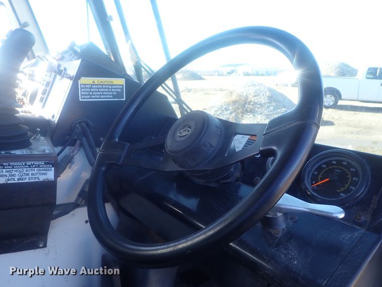 image for item DI7412 2008 Mack LEU613  refuse truck