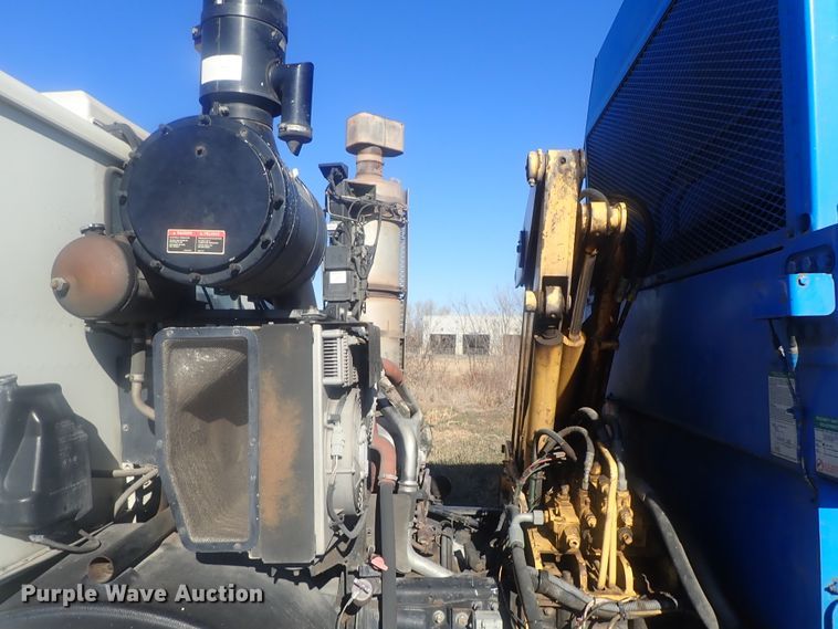 image for item DI7412 2008 Mack LEU613  refuse truck