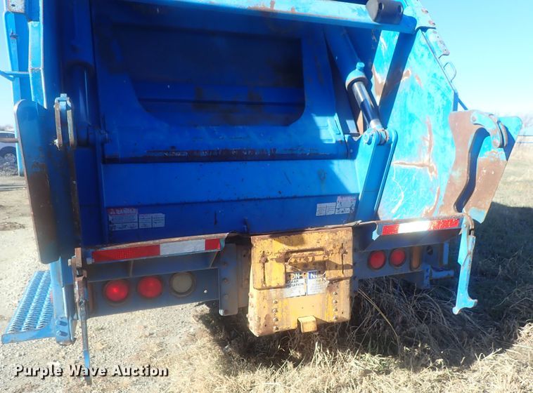 image for item DI7412 2008 Mack LEU613  refuse truck