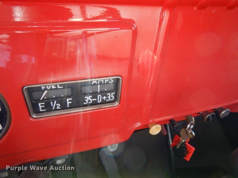 image for item DI8094 1947 Dodge WF-32  flatbed truck