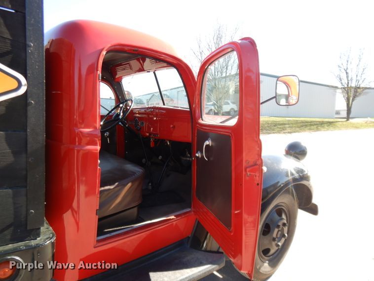 image for item DI8094 1947 Dodge WF-32  flatbed truck