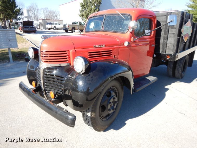 image for item DI8094 1947 Dodge WF-32  flatbed truck