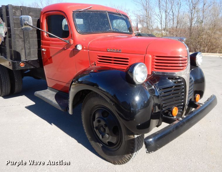 image for item DI8094 1947 Dodge WF-32  flatbed truck