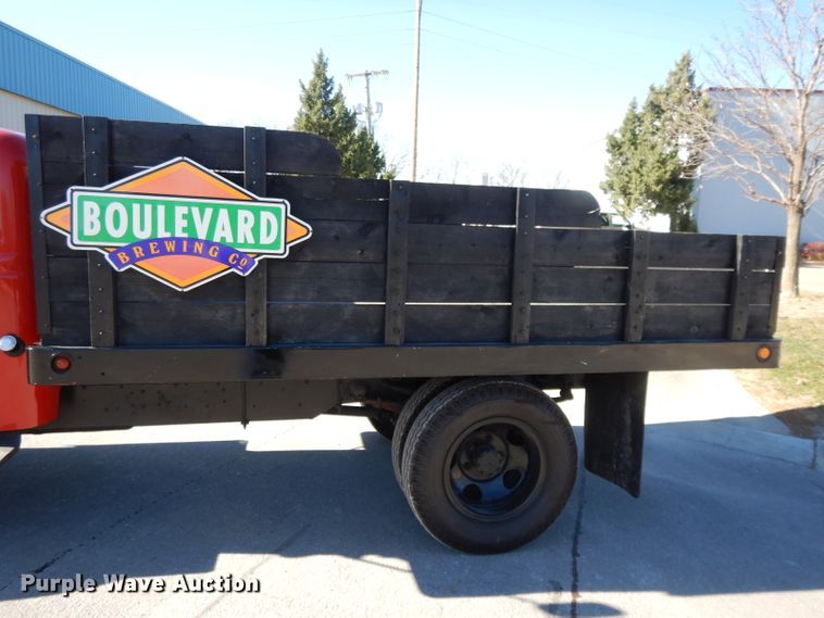 image for item DI8094 1947 Dodge WF-32  flatbed truck