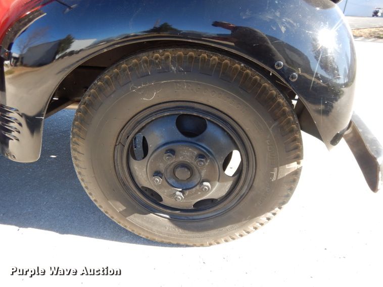 image for item DI8094 1947 Dodge WF-32  flatbed truck