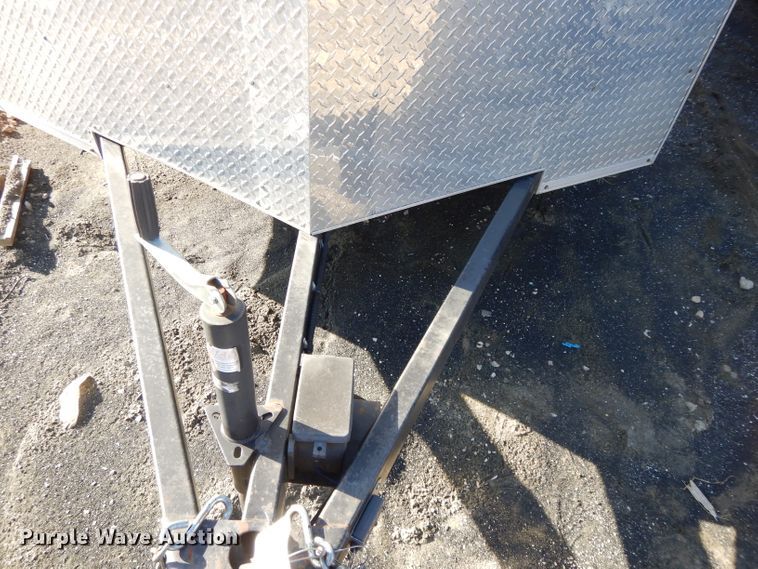 image for item DI8135 2010 Arising Industries 712VSRW enclosed cargo trailer