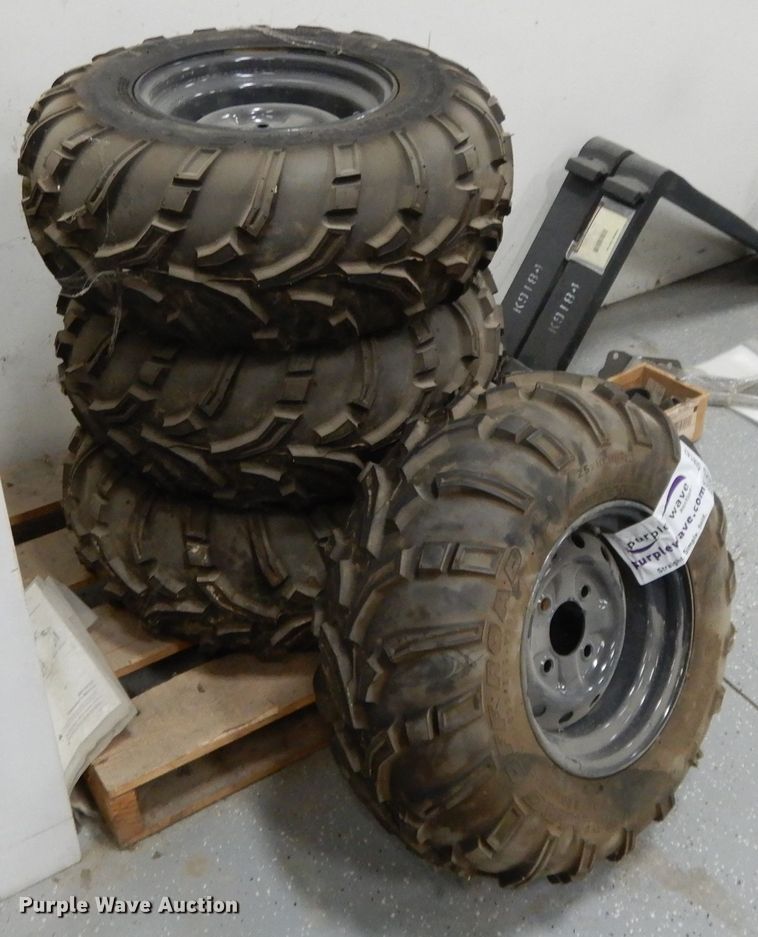 image for item DI8147 (4) ARTV 5201 440 Mag offroad tires