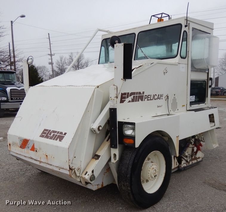 image for item DI8170 1998 Elgin Pelican P  street sweeper
