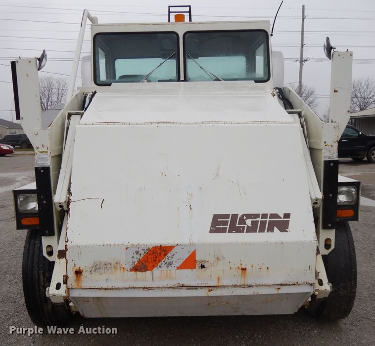 image for item DI8170 1998 Elgin Pelican P  street sweeper
