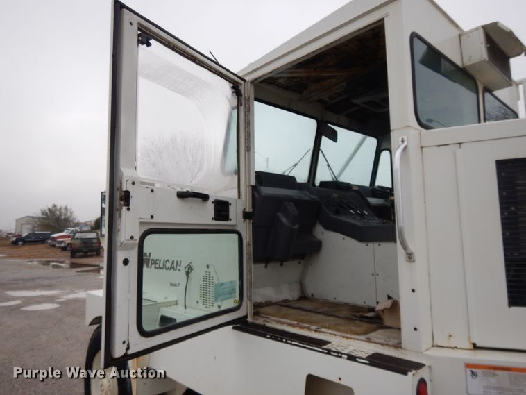 image for item DI8170 1998 Elgin Pelican P  street sweeper