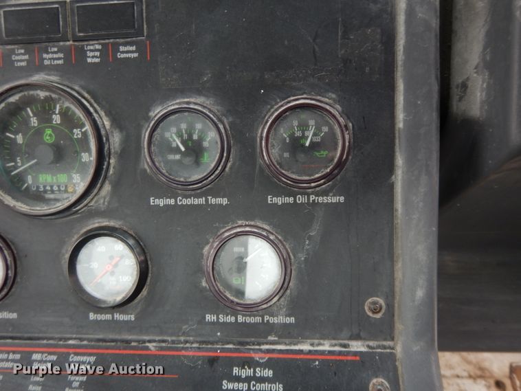 image for item DI8170 1998 Elgin Pelican P  street sweeper