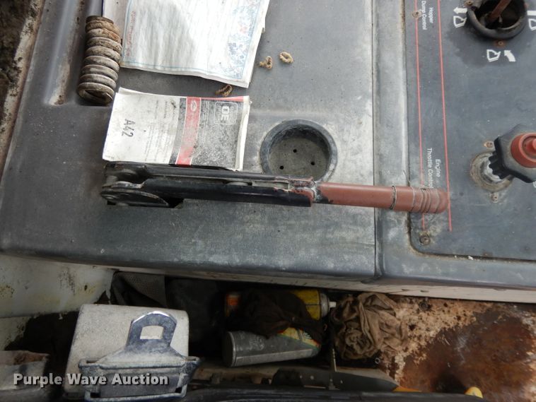 image for item DI8170 1998 Elgin Pelican P  street sweeper