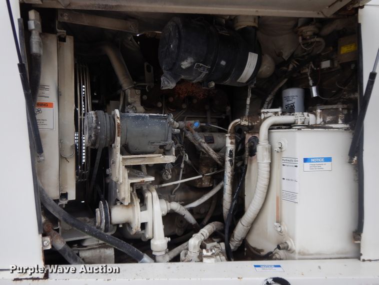 image for item DI8170 1998 Elgin Pelican P  street sweeper