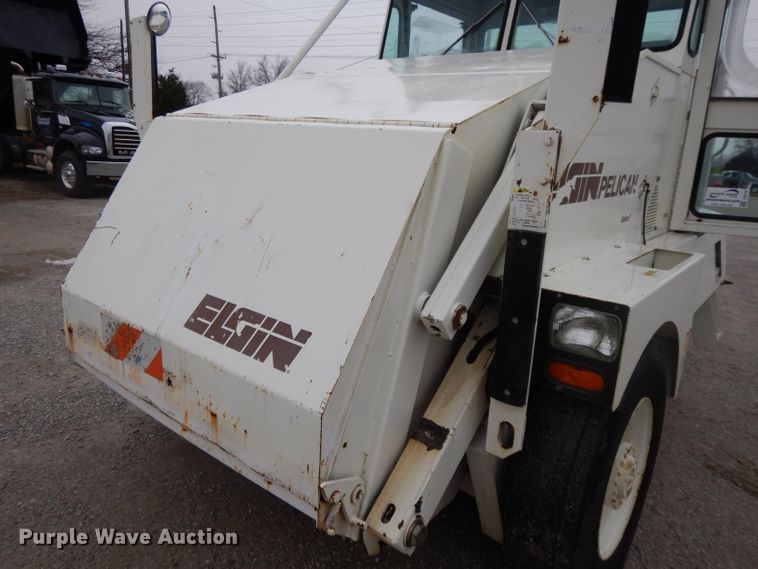 image for item DI8170 1998 Elgin Pelican P  street sweeper