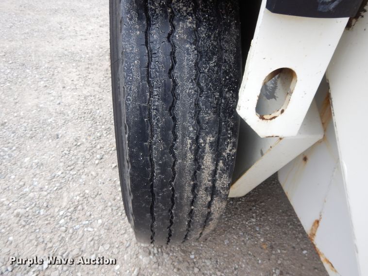 image for item DI8170 1998 Elgin Pelican P  street sweeper