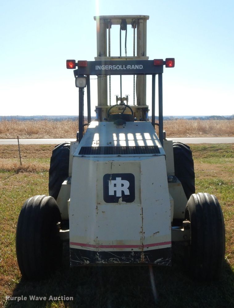image for item DI8175 Ingersoll Rand RT706G  forklift