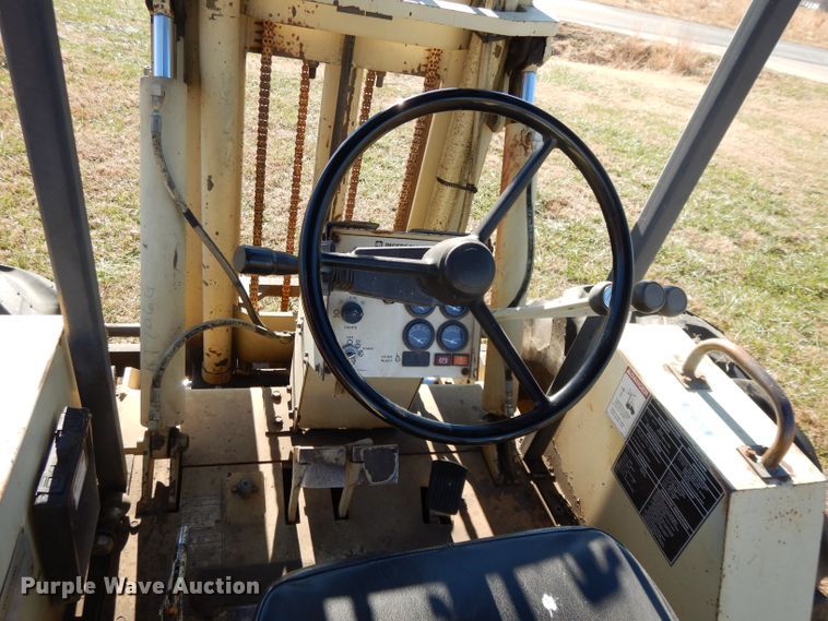 image for item DI8175 Ingersoll Rand RT706G  forklift