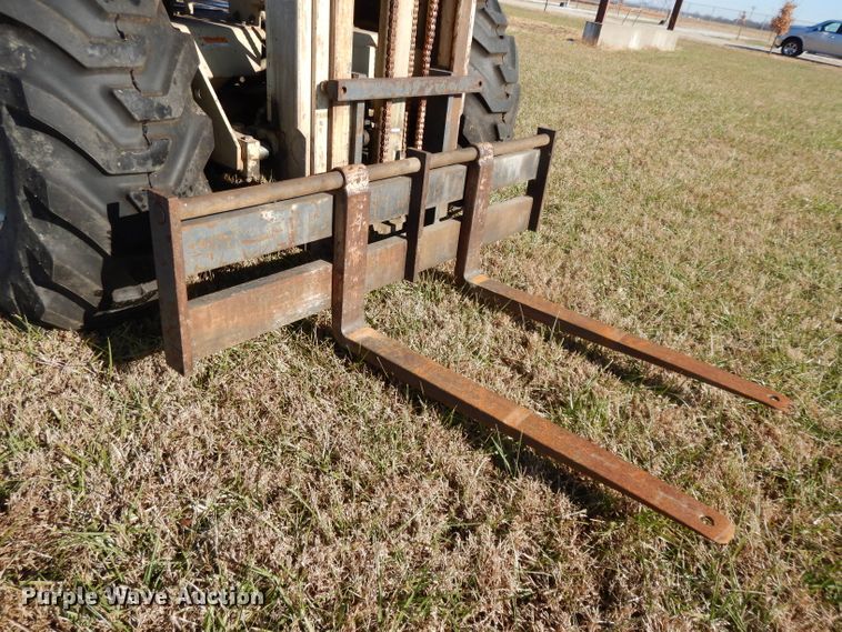 image for item DI8175 Ingersoll Rand RT706G  forklift