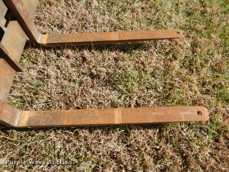 image for item DI8175 Ingersoll Rand RT706G  forklift