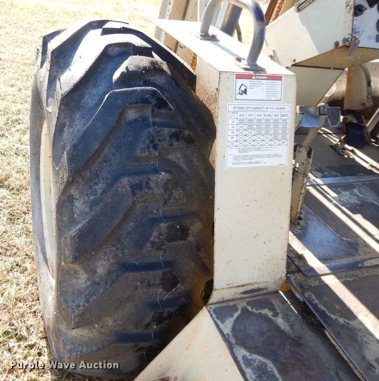 image for item DI8175 Ingersoll Rand RT706G  forklift