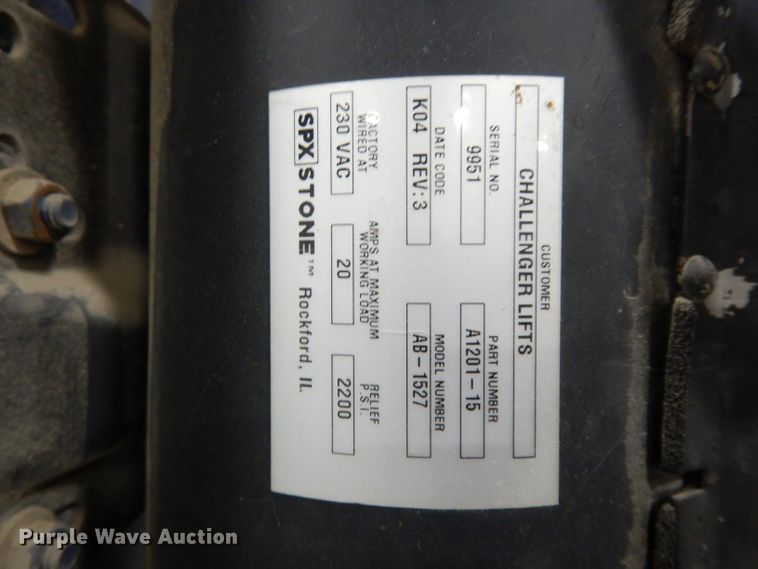 image for item DI8209 Challenger CL9 automotive lift