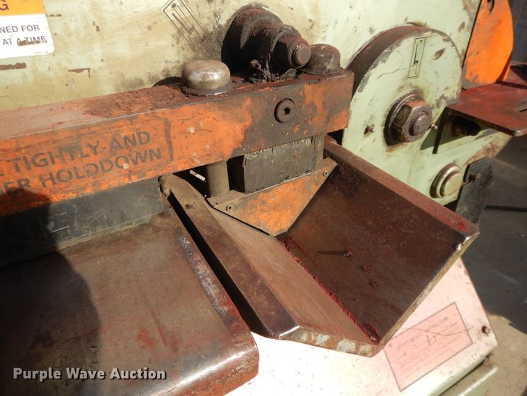 image for item DI8221 Piranha P50 ironworker