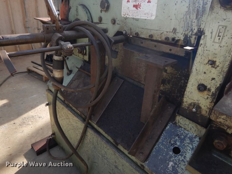 image for item DI8221 Piranha P50 ironworker