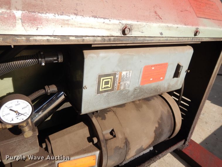 image for item DI8221 Piranha P50 ironworker