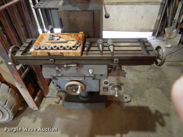 image for item DI8224 Falco 100 vertical mill