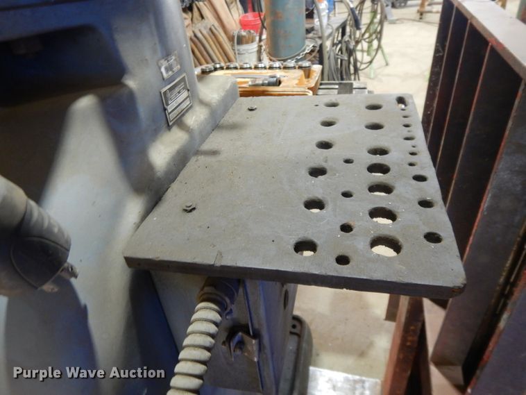 image for item DI8224 Falco 100 vertical mill