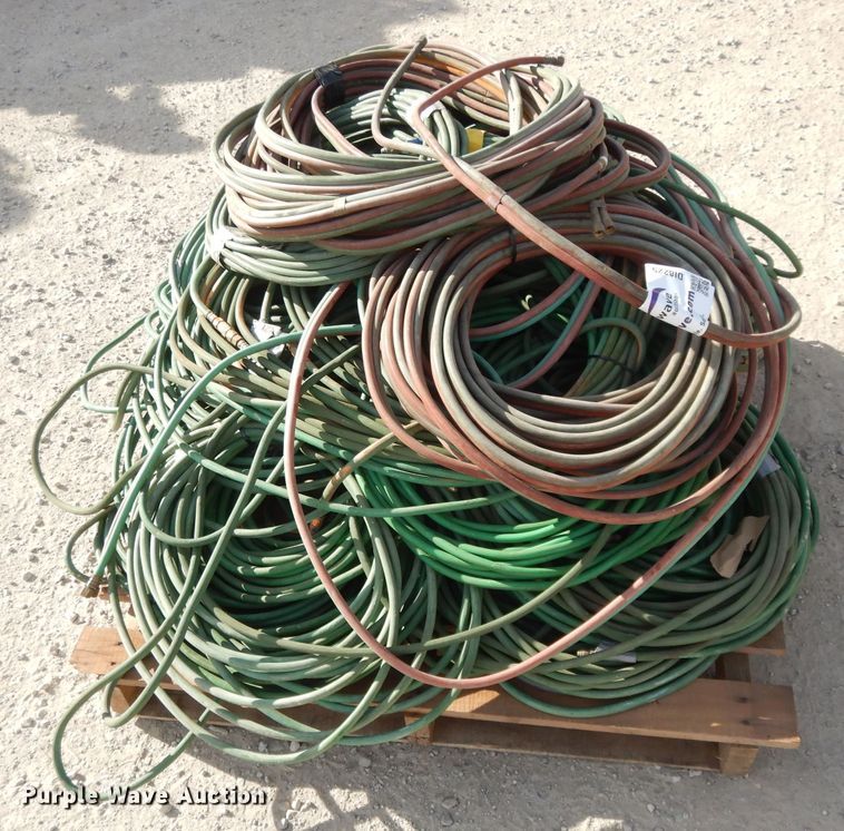 image for item DI8225 Hoses