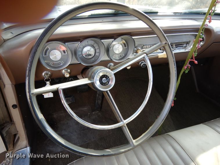 image for item DJ5780 1962 Ford Fairlane 500