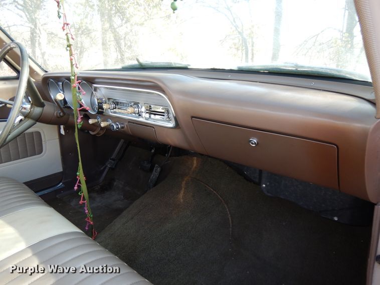 image for item DJ5780 1962 Ford Fairlane 500