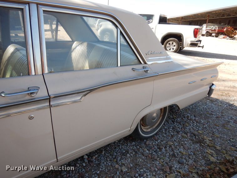 image for item DJ5780 1962 Ford Fairlane 500