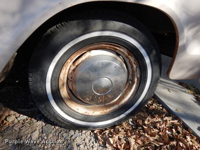 image for item DJ5780 1962 Ford Fairlane 500