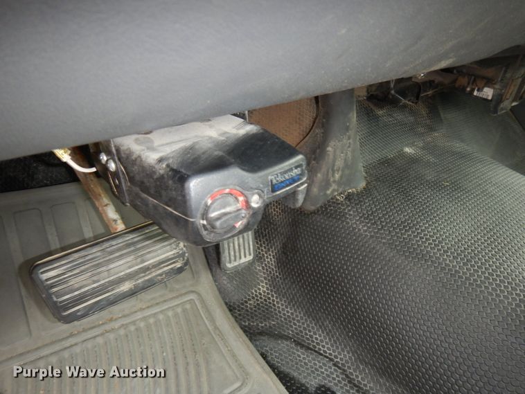 image for item DJ5804 2004 Chevrolet Silverado 1500  pickup truck